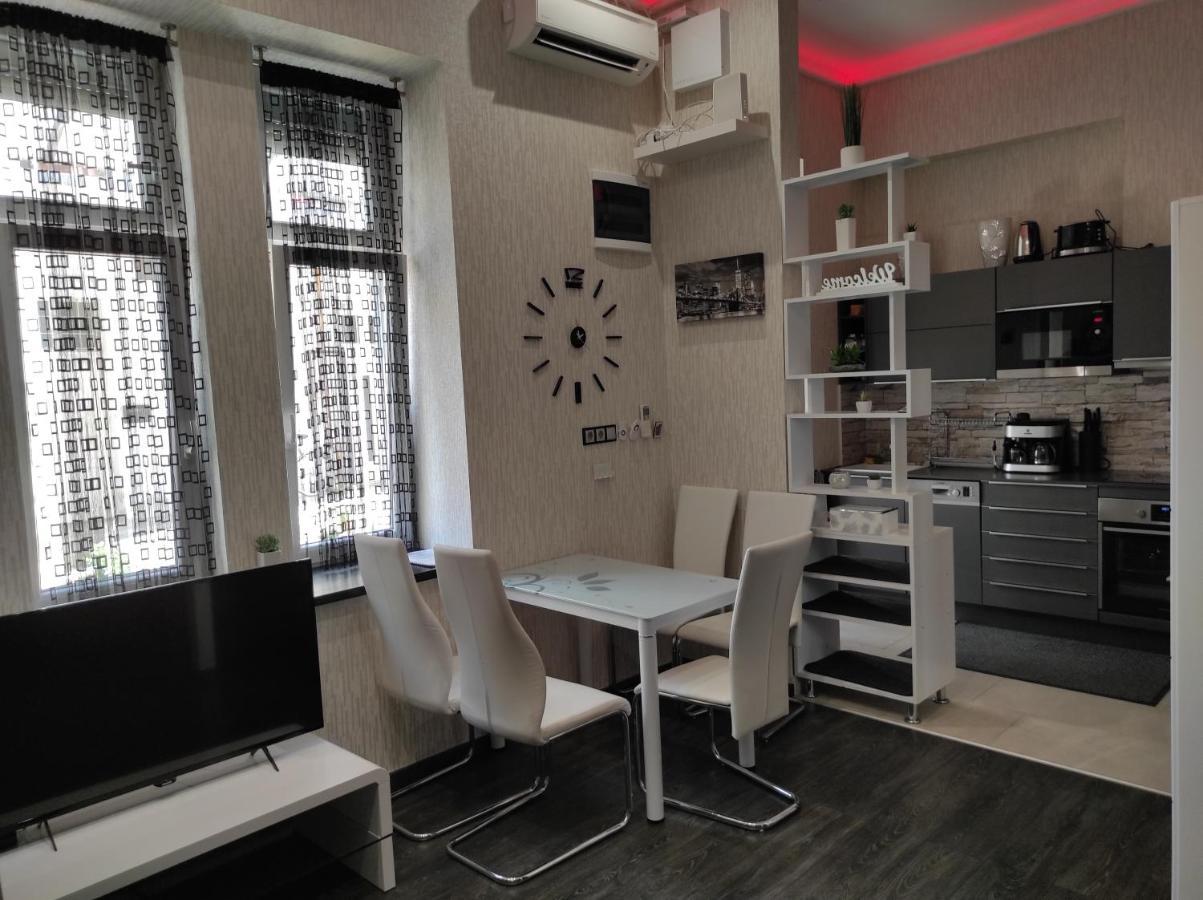 Corvinus Apartman Budapesta Exterior foto